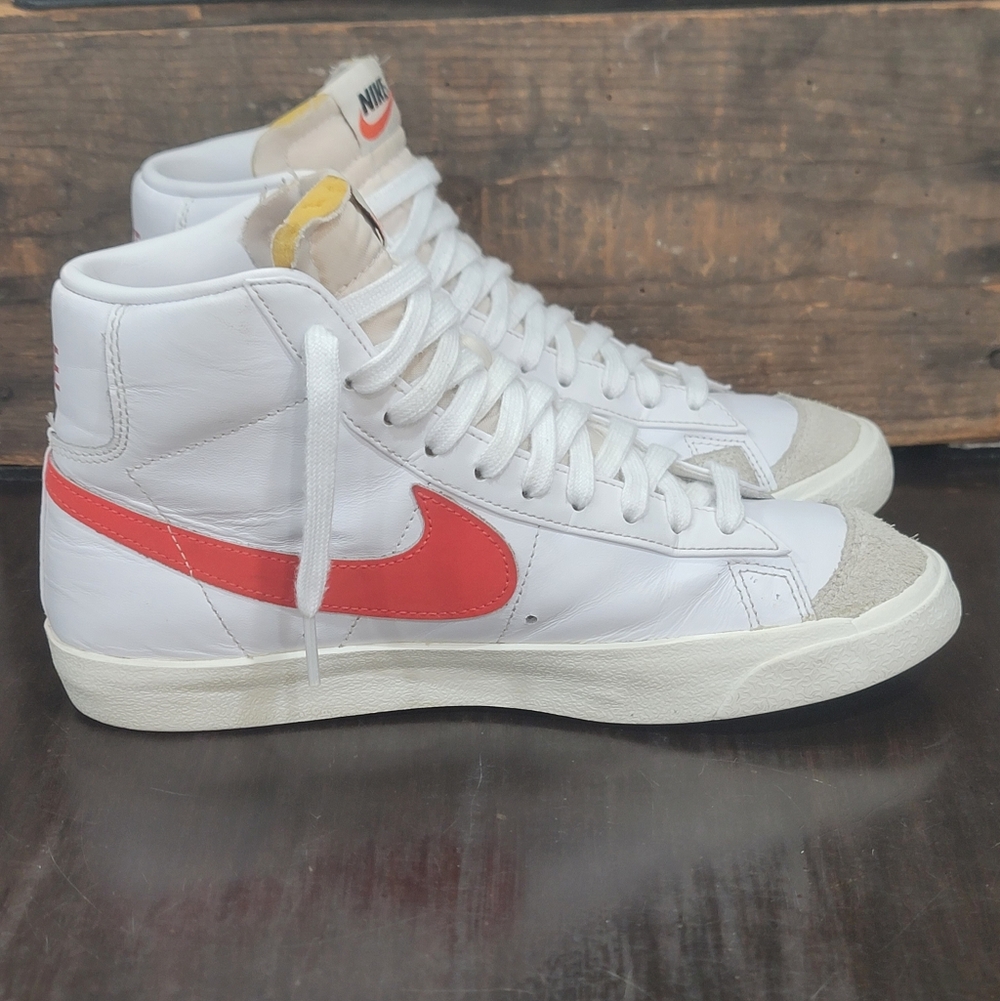 Nike Blazer Mid 77 Vintage Wmns 8.5 "Habanero Red" Good Cond Same Day Shipping - Picture 4 of 9